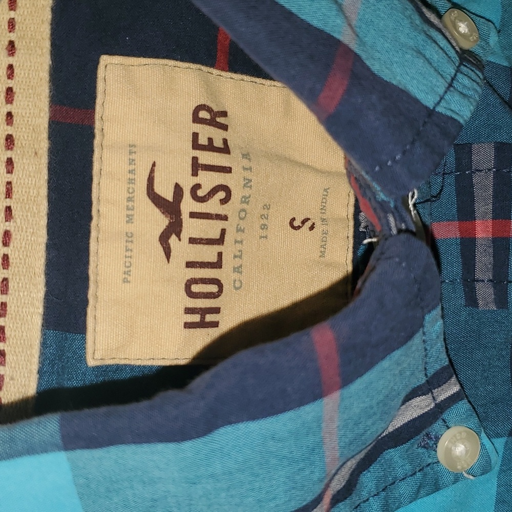 Hollister Button Shirt - Picture 4 of 5